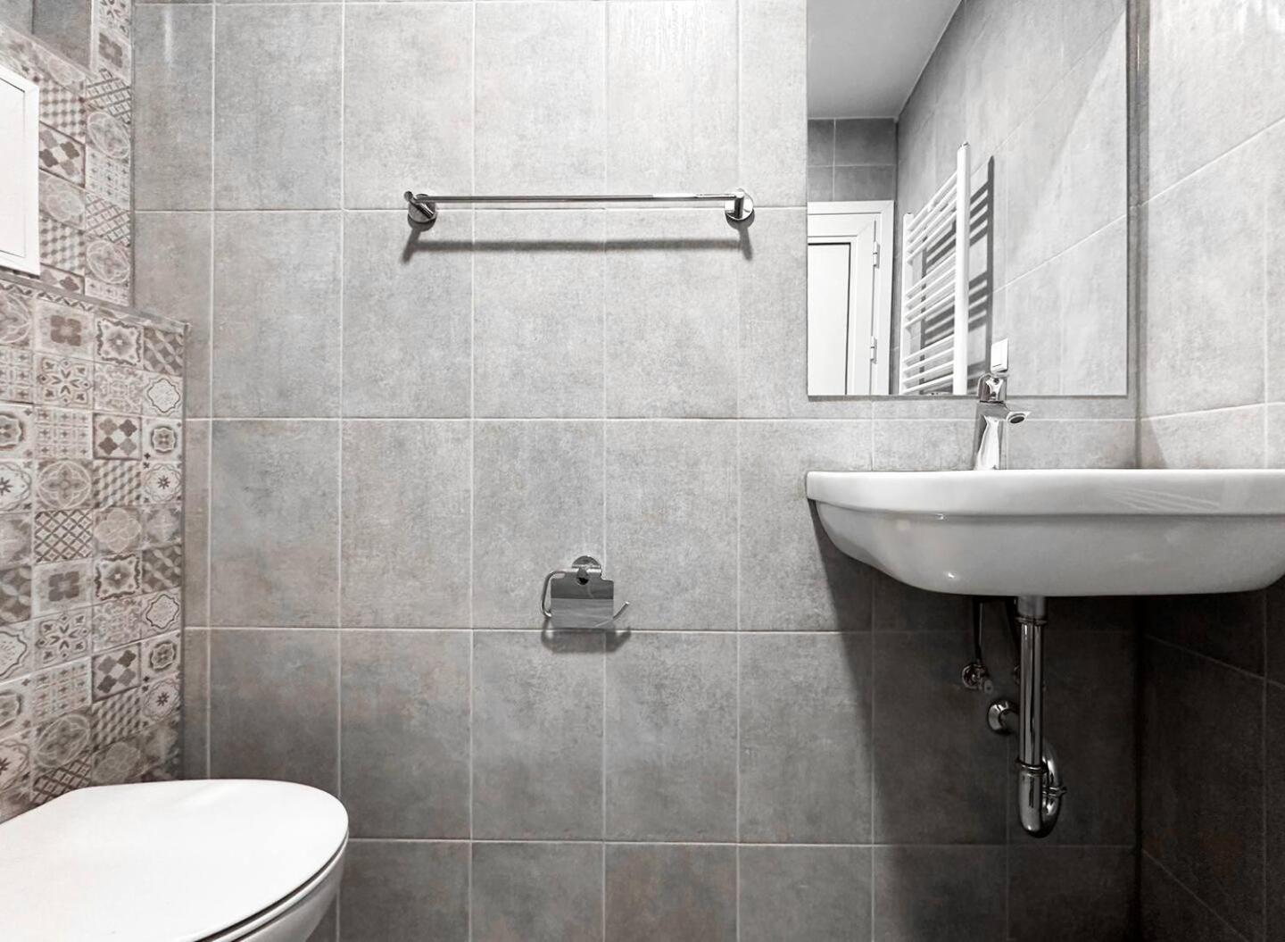 6 Studios 6 Bathrooms 2 Levels Kitchens София Екстериор снимка