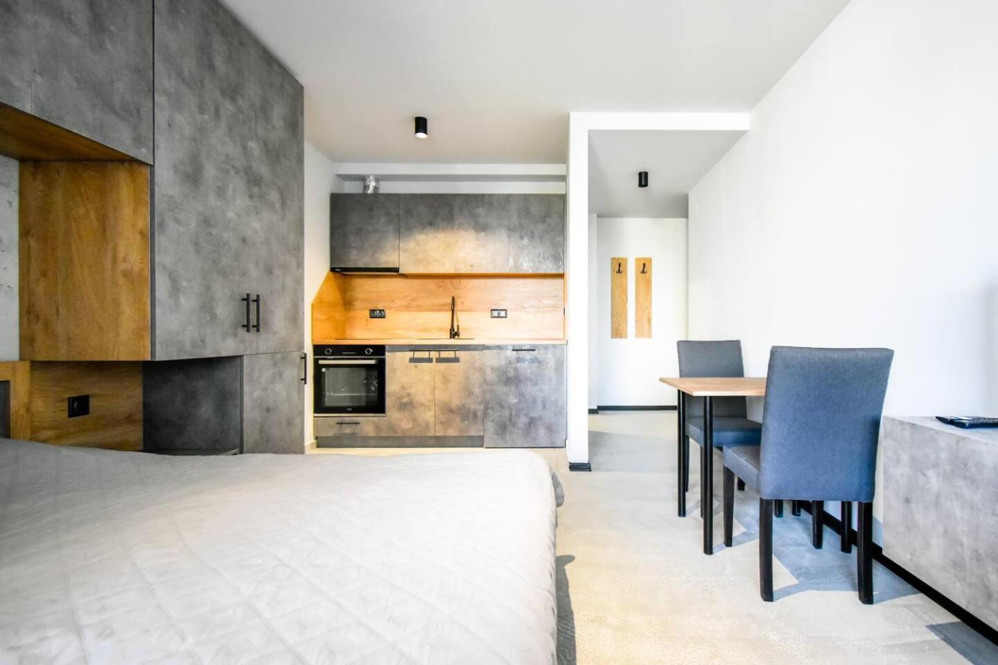 6 Studios 6 Bathrooms 2 Levels Kitchens София Екстериор снимка